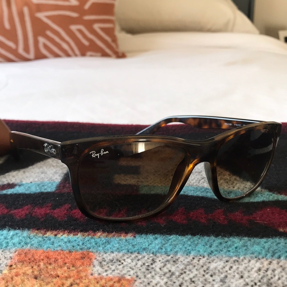 Ray ban woman sunglasses